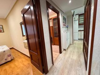 Piso  Calle carpinteros 10. Piso completamente reformado y amueblado de 1ª calidad, ideal pa