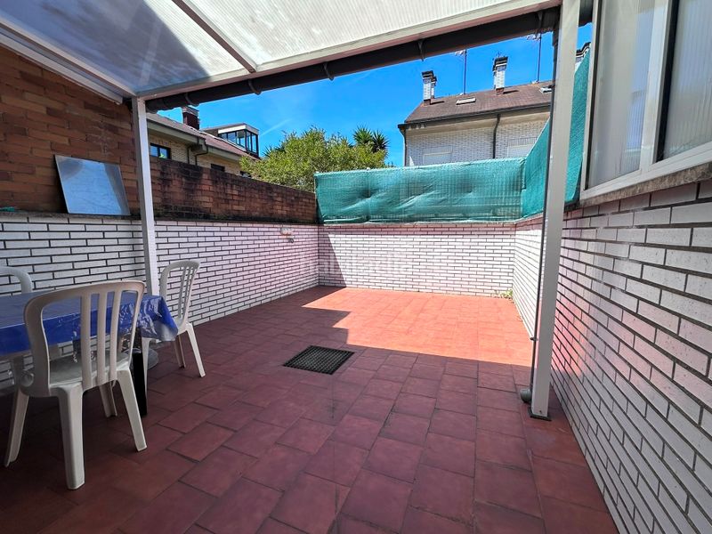 Foto e69c6915-9647-4590-8928-c3393822d1bb. Casa adossada amb calefacció a Tremañes Gijón