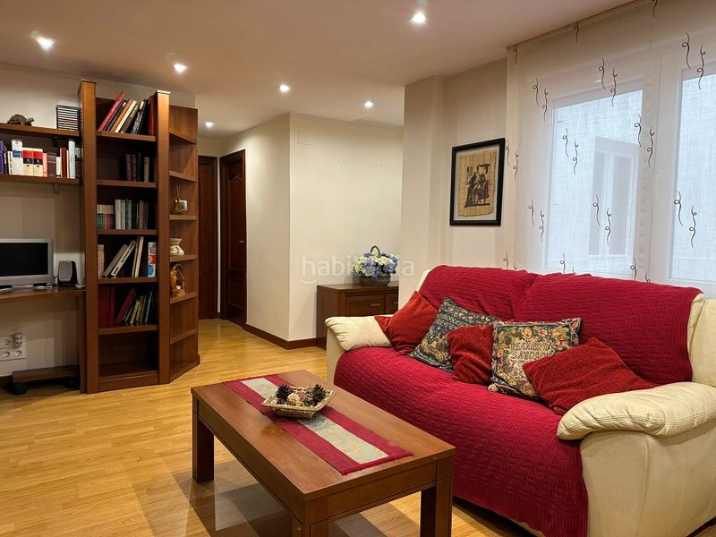 Foto 49f38f74-9a92-48ef-9845-f31b1fceb173. Piso  de 3 dormitorios con ascensor y terraza en Gijón