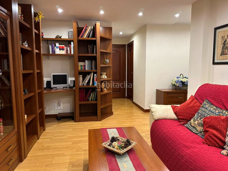 Foto 4dd98b92-5046-4dda-9941-a0da9d0976c2. Piso  de 3 dormitorios con ascensor y terraza en Gijón