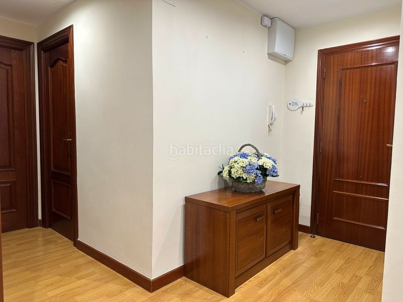 Foto 9f861592-5116-4b93-9cf2-56bd0f99584b. Piso  de 3 dormitorios con ascensor y terraza en Gijón