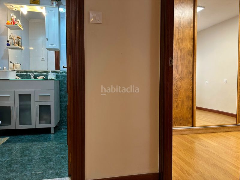 Foto c4b23006-1a52-4181-b210-91612938ab03. Piso  de 3 dormitorios con ascensor y terraza en Gijón