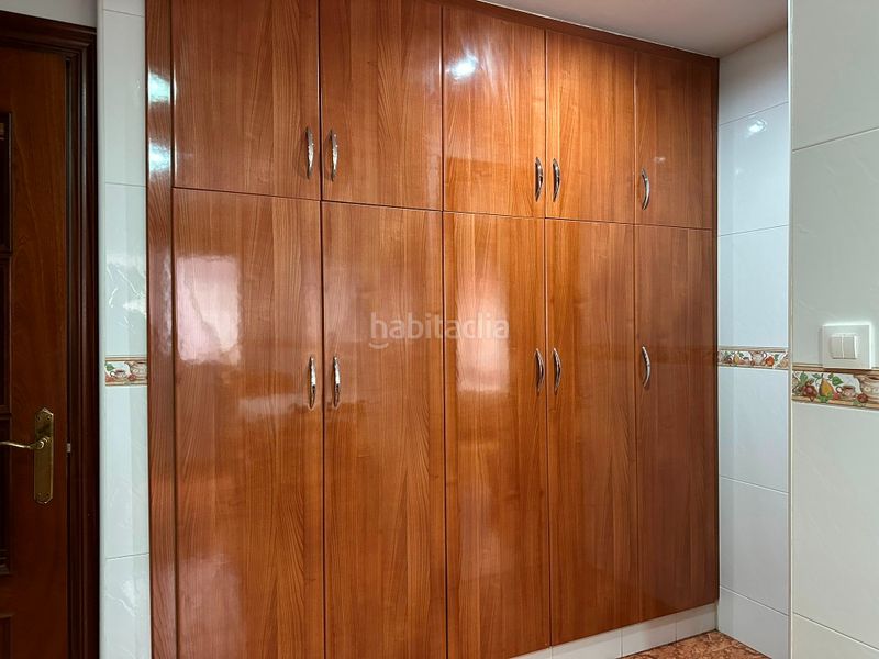 Foto ed7ffcf8-95bf-4596-ac09-c8741cc98da3. Piso  de 3 dormitorios con ascensor y terraza en Gijón