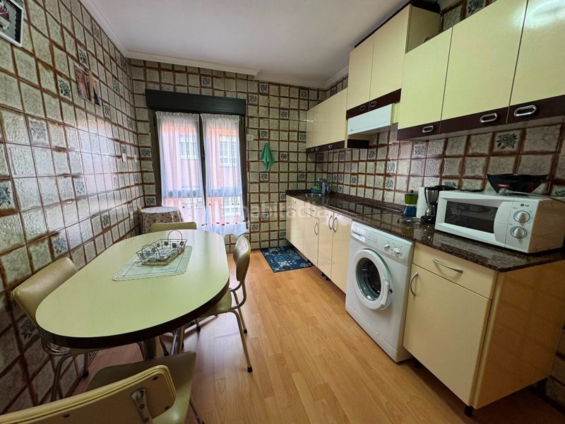 Foto 2b25d0ca-848a-40cd-a542-80672a4e9446. Pis a Llano Gijón