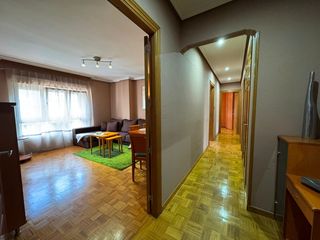 Miete Etagenwohnung  Calle baleares. Llano, ascensor, reformado, 3 y salón, calefacción gas ciudad.