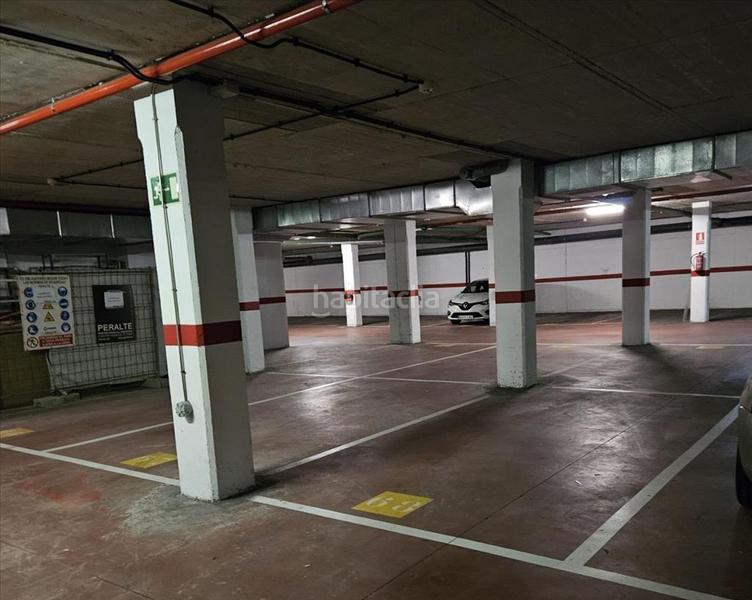 Foto 5fab394a-4adc-4e1f-8b0a-2fd026cc8827. Oficina amb aparcament a Llanera