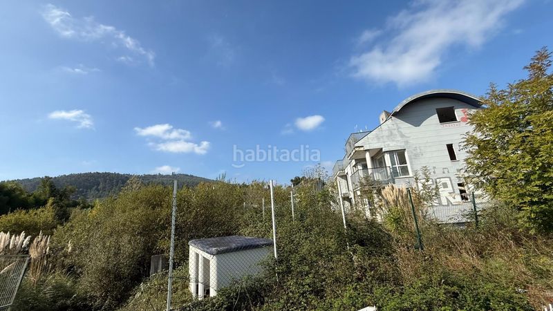 Foto e99490c0-bc68-44bd-bc3f-5f4c72547e5f. Edificio en barrio barrio villabáñez en Castañeda