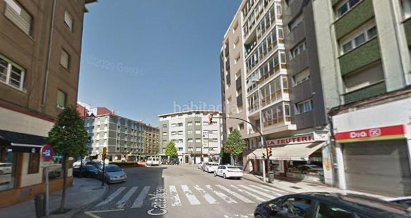 Foto c7b6e56b-fd64-4913-9d27-13ad718dbb88. Piso en cataluña 1 piso en calle cataluña n 1 en Pumarín Gijón