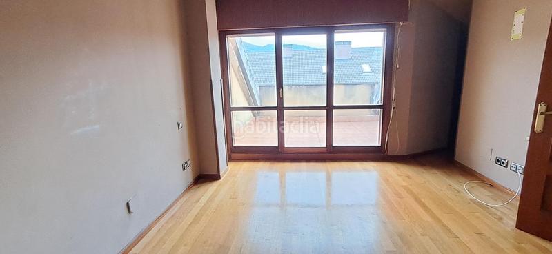 Foto d486d5a6-e923-424e-941f-fc27867e7843. Casa adosada en calle ria de solia 9 chalet astillero en Astillero (El)