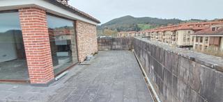 Àtic  San lazaro 13. Ático en saron