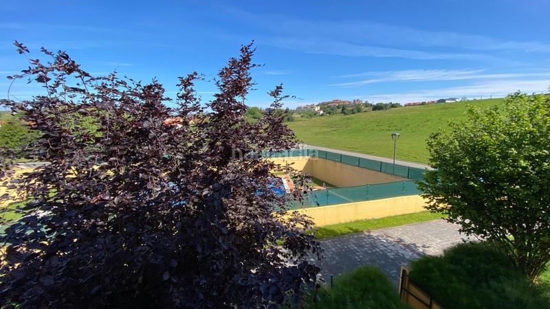 Foto 6f472b56-0a71-44c3-9694-1059be7461e2. Reihenhaus mit parking in Comillas