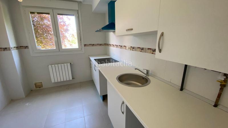 Foto b68f7c14-cfaa-44f9-bdee-82057790a835. Reihenhaus mit parking in Comillas