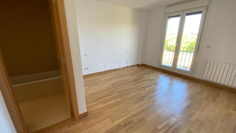 Foto c13314d4-c8e5-43cd-9c10-a080ba6d96d2. Reihenhaus mit parking in Comillas