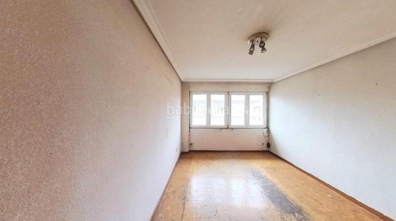 Foto a16d5d4c-9465-4b08-8527-8f30c175f3a4. Appartamento in guipuzcoa 70 in Pumarín Gijón