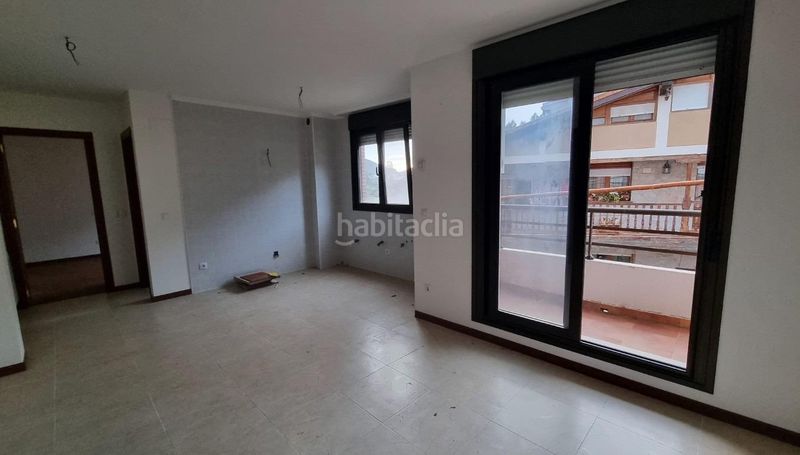 Foto 81b2c999-9e20-44a1-949e-2c2d4ec5d2fd. Edifici a canton (el) 24 a Limpias
