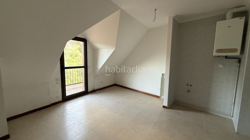 Foto cb7aa7c2-55a2-413a-9790-0db865e17f60. Edifici a canton (el) 24 a Limpias