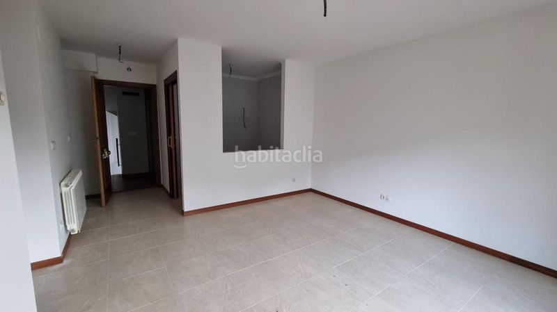 Foto dc6abe73-f70a-406f-b082-67b0a9cbe2be. Edifici a canton (el) 24 a Limpias