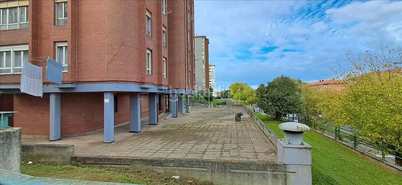 Foto a116a2f9-359a-416a-bcbc-8061fa4af53e. Apartament amb aparcament a Alisal - San Román Santander