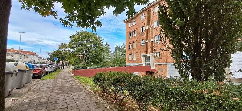 Foto ff391299-fb17-4c2e-81ae-56b5ee9b6538. Apartamento en jose maria cossio 50 en Alisal - San Román Santander