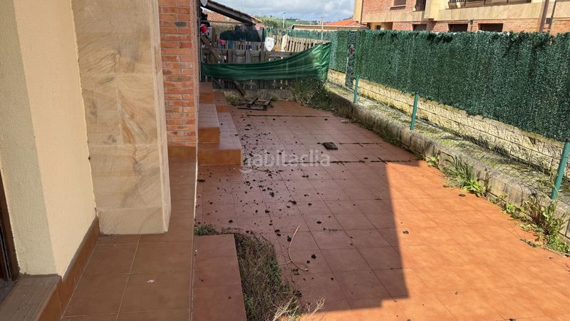 Foto 48aaaebd-b6b3-4455-a065-82adc8ecff4c. Edificio in valles 73 in Reocín