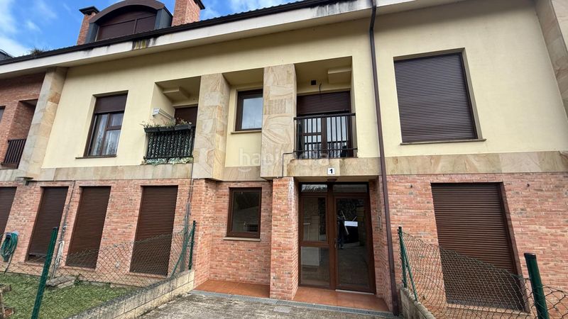 Foto 899e8b9b-e0e0-4c00-b319-5068b09b01f3. Edificio in valles 73 in Reocín