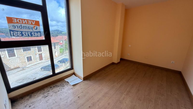 Foto e34a14a9-dcf7-4968-b04d-150a86015746. Edificio in valles 73 in Reocín