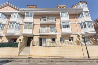 Pis  Rio saja 7. Piso con amplia terraza y garaje, incluido en el precio