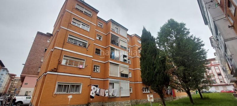 Foto 34c7b3c2-d1e9-45a2-ba19-2378501e7d20. Pis amb calefacció a Inmobiliaria - Barreda Torrelavega