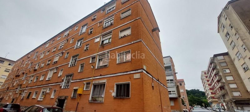 Foto 88f0e50c-61ba-4ef4-9d18-a887dc3e1132. Pis amb calefacció a Inmobiliaria - Barreda Torrelavega