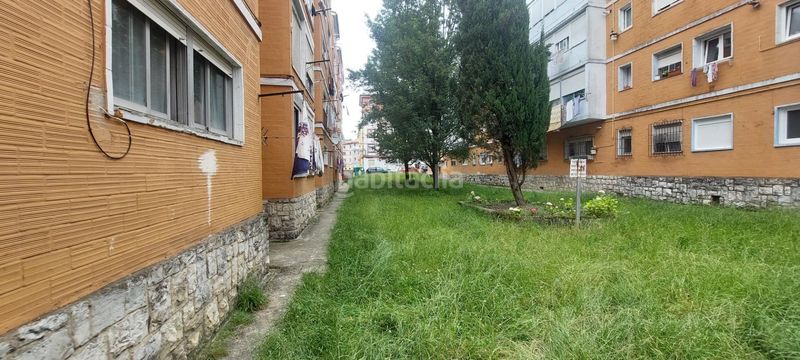 Foto a967e16b-0692-4b6c-94c7-554bd85b4c68. Pis amb calefacció a Inmobiliaria - Barreda Torrelavega