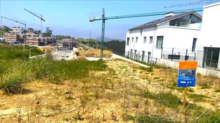 Terreno residenziale in Parcela resultante 33.2 del sector 102