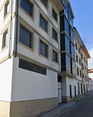 Parking coche en Calle menendez pelayo 3. Garaje en venta en alto campoo, reinosa  oportunidad única por 5
