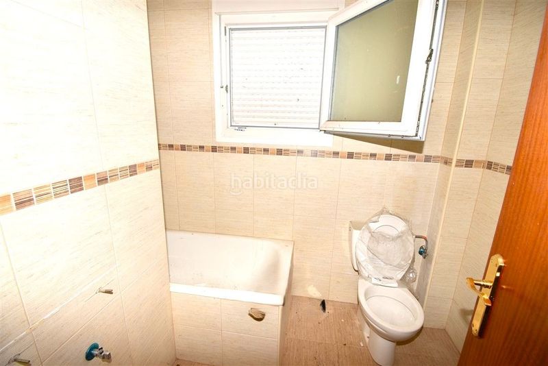 Foto 1fdd77db-f93e-4b31-a509-dc2672955105. Edificio en bustablado en Arredondo