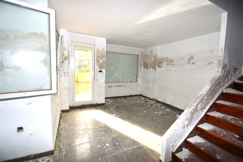 Foto eda354c4-b31d-47f2-9cc3-4dd174a05ec7. Edificio en bustablado en Arredondo