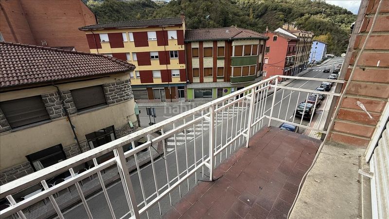 Foto 4bba41ae-ccb1-400e-8f32-ab439c590cd4. Apartament a Aller