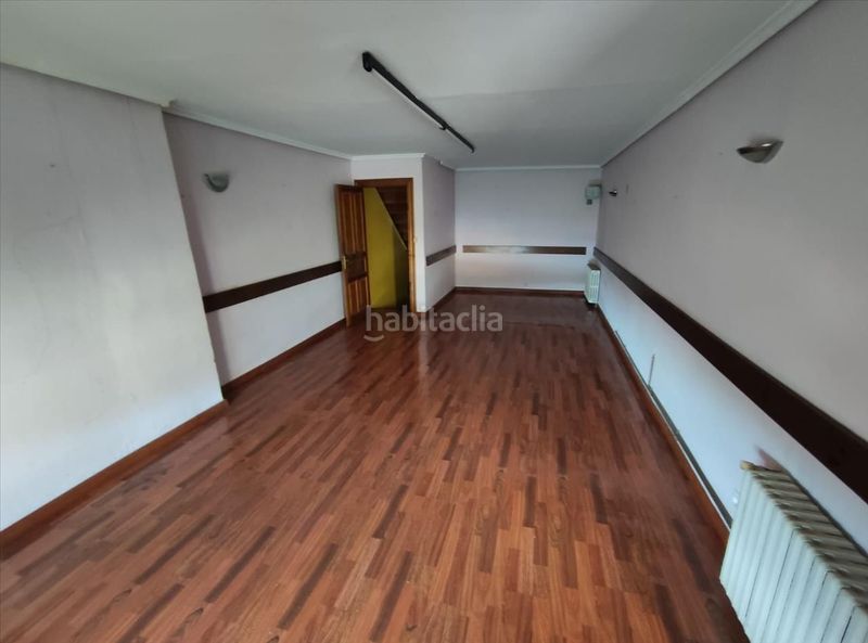 Foto 90e727a6-98b8-49d6-93b7-015d9638de6b. Edificio en renedo 3 en Cabuérniga