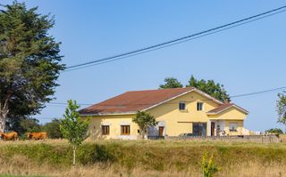 Casa  Revilla. Casa en la revilla con terreno