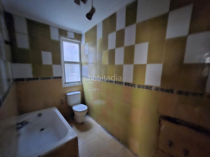 Foto 30a90a59-e6f1-4851-b95f-b0508bb2e70c. Piso  centro en Centro - Ayuntamiento Santander