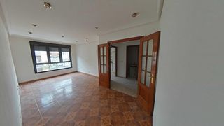 Duplex  Calle asturias. Dúplex en pola de laviana  calle asturias  95.000