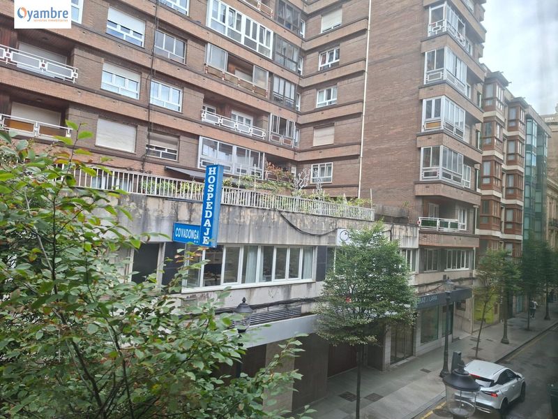 Foto c0c90e3e-ffc9-41e9-aacc-941b6c53e5a0. Pis amb calefacció a Centro Gijón