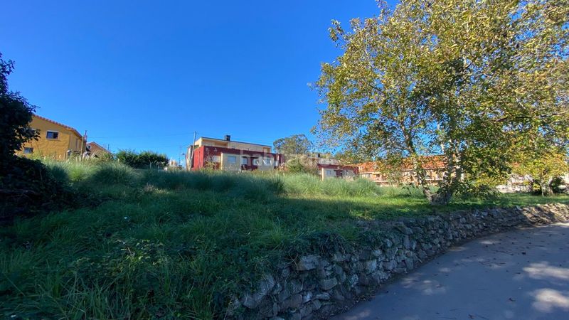 Foto 4d1cd695-c89c-47f7-994d-2dda3aafd4d4. Terreny residencial a canal (la) 9 a Oruña Piélagos