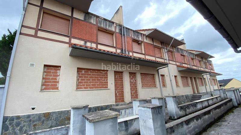 Foto cea24f38-904e-4f2b-b293-661124e7fc03. Edificio promoción para inversores en Cartes