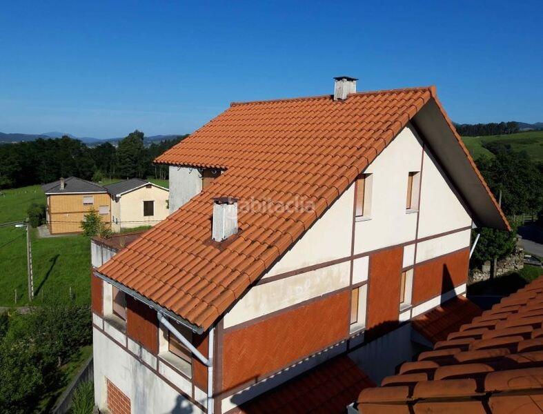 Foto f3cb1562-f85b-4bcb-91f9-8c707b96f312. Edificio promoción para inversores en Cartes