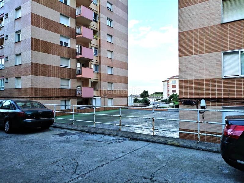 Foto 9d0daab2-b753-4935-bb95-155b33fcb0a9. Local comercial en paseo menendez pelayo 39 local comercial en Castro - Urdiales