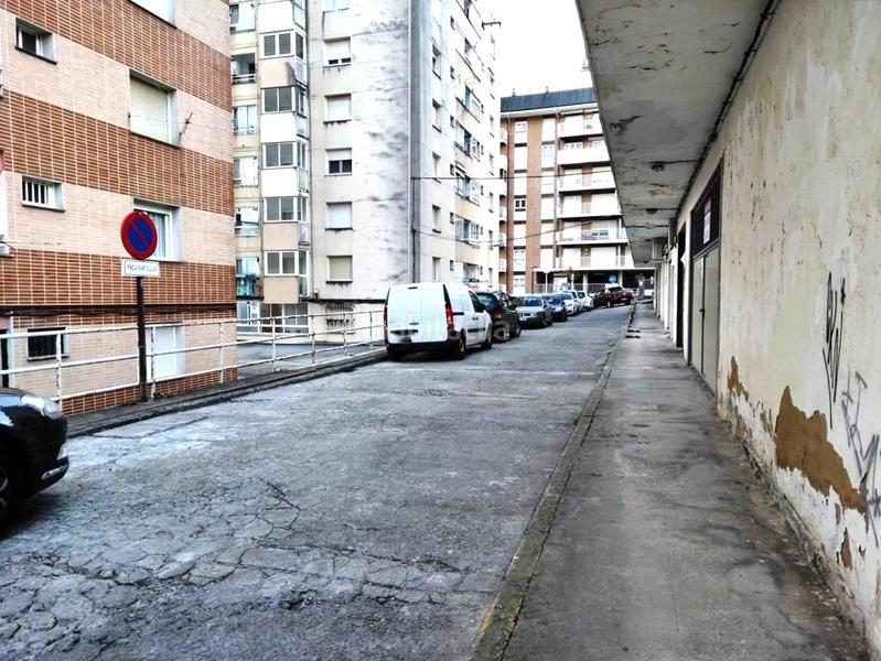 Foto c6c76998-6c7f-4fd9-a532-6984b80b8d67. Local comercial en paseo menendez pelayo 39 local comercial en Castro - Urdiales
