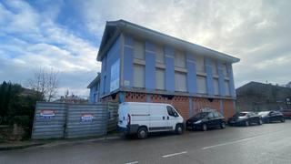 Edifici a Corrales de Buelna (Los). Obra parada en corrales de buelna