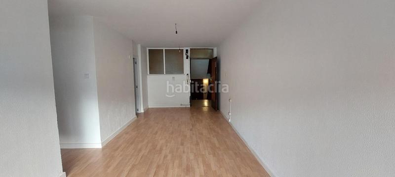 Foto a0444b3a-ffd2-42a0-8048-a0b843e11840. Piso en cantabria 45 piso en los corrales de 3 dormitorios en Corrales de Buelna (Los)