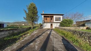 Chalet à Sta maria 144. Casa individual santa maria de cayon
