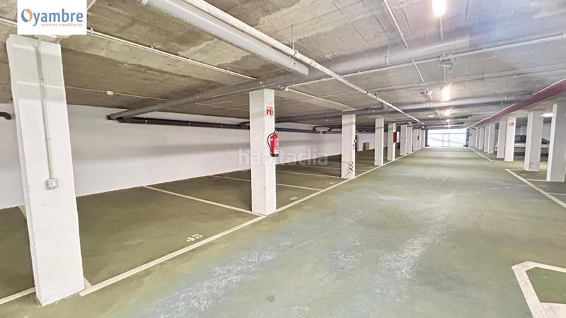 Foto c0bd1829-85bd-4ac4-b19d-35b70605d1cf. Parking coche en marron-povedal 46 garajes en Ampuero
