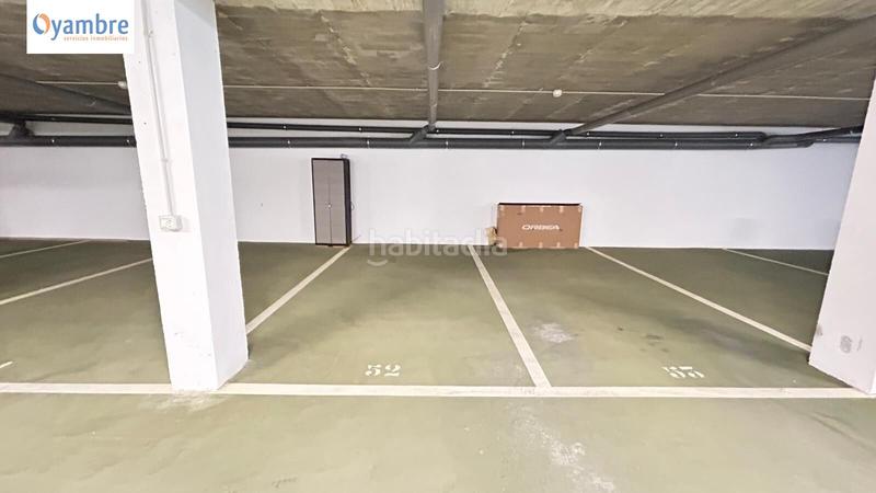 Foto ea0d4755-d7d1-486a-857c-801675038ac9. Parking coche en marron-povedal 46 garajes en Ampuero